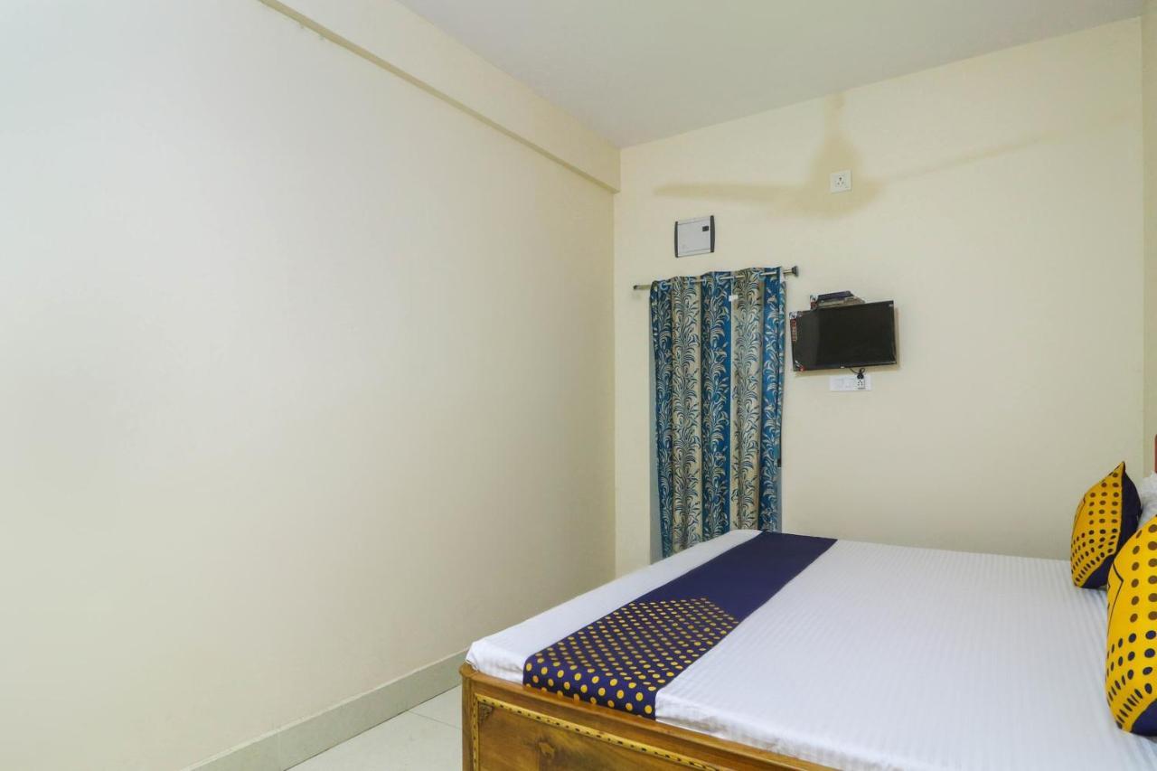فندق Jataniفي  Spot On 68151 Prafulla Palace المظهر الخارجي الصورة
