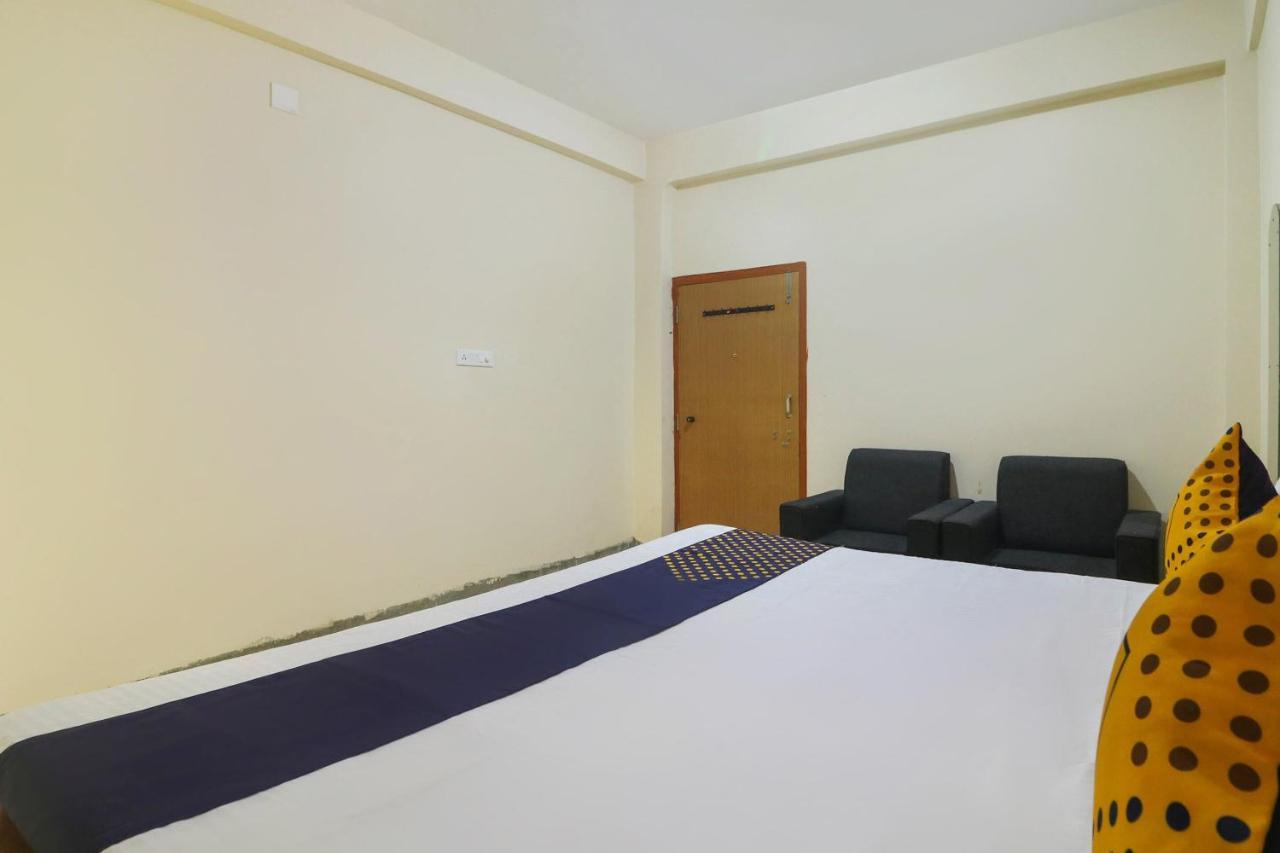 فندق Jataniفي  Spot On 68151 Prafulla Palace المظهر الخارجي الصورة